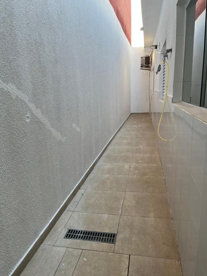 فيلا Casa Compacta Com Piscina غوارويا المظهر الخارجي الصورة